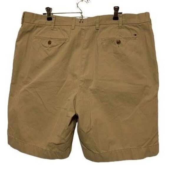 Tommy Hilfiger Size 40 TH SHORT Classic Fit Tan Casual Shorts - Picture 1 of 4